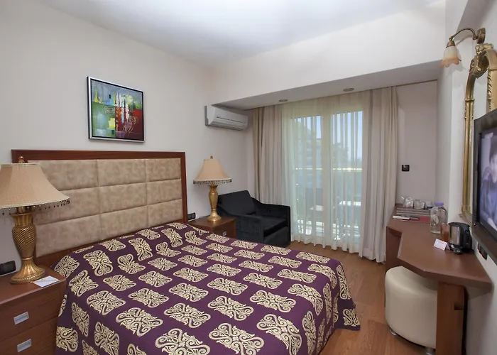 Aqua & Elegance Thalasso Otel 5*