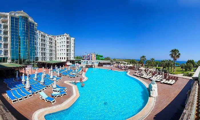 Aqua & Elegance Thalasso Otel 5*