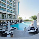 Aqua & Elegance Thalasso Отель