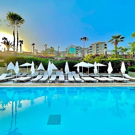 Aqua & Elegance Thalasso Hotel 5*